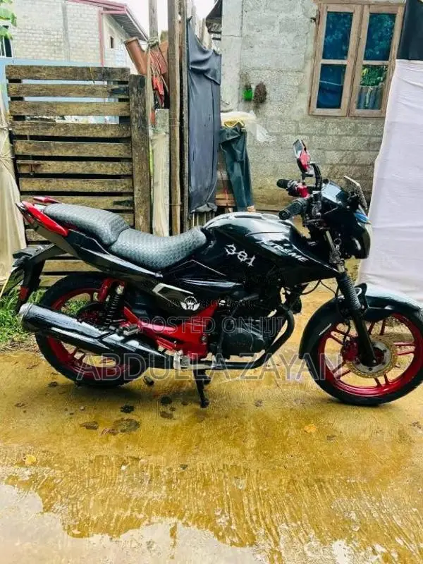 Hero-Honda Xtreme 2015 Motorbike (Used)