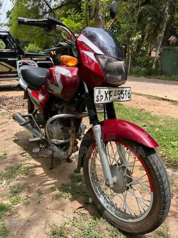 Bajaj CT-100 2011 Motorbike (Used)