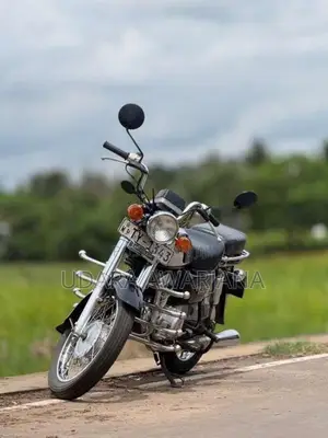Honda CD125 2005 Motorbike (Used)