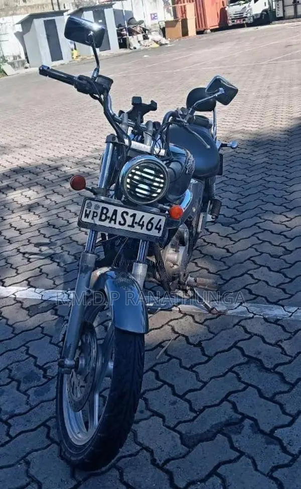 Honda SHADOW PHANTOM 200 2014 Motorbike (Used)
