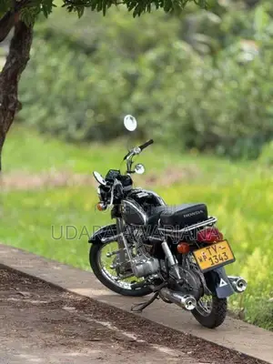 Honda CD125 2005 Motorbike (Used)