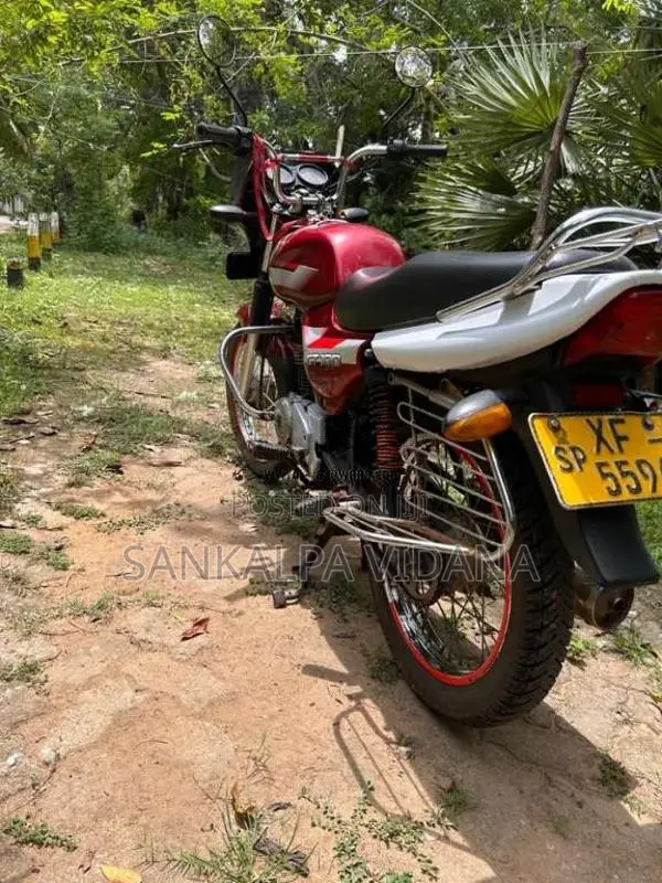 Bajaj CT-100 2011 Motorbike (Used)