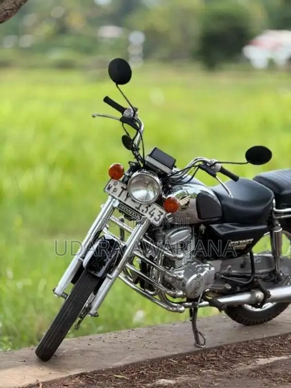 Honda CD125 2005 Motorbike (Used)