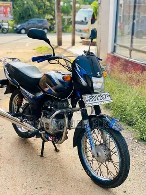 Bajaj CT-100 2016 Motorbike (Used)