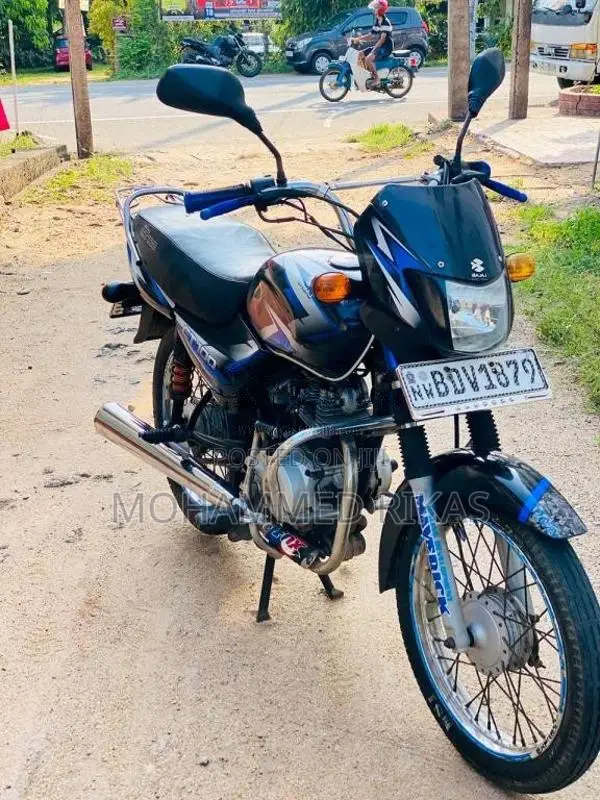 Bajaj CT-100 2016 Motorbike (Used)