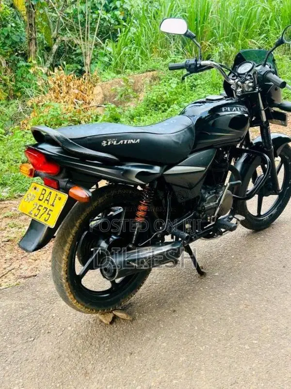 Bajaj Platina 2013 Motorbike (Used)