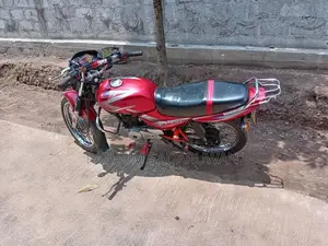 Bajaj CT-100 2005 Motorbike (Used)