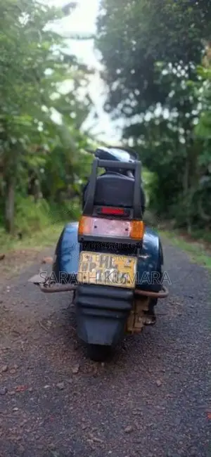Bajaj Legend 2003 Motorbike (Used)