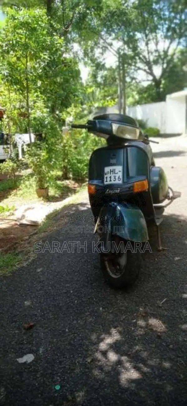 Bajaj Legend 2003 Motorbike (Used)