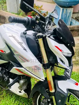 Bajaj Pulsar N160 2025 Motorbike (Used)
