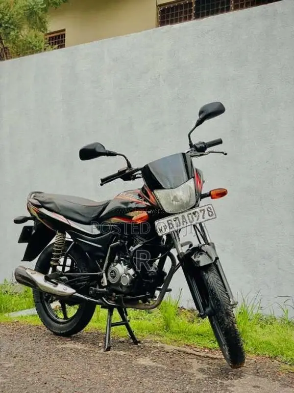 Bajaj Platina 2015 Motorbike (Used)