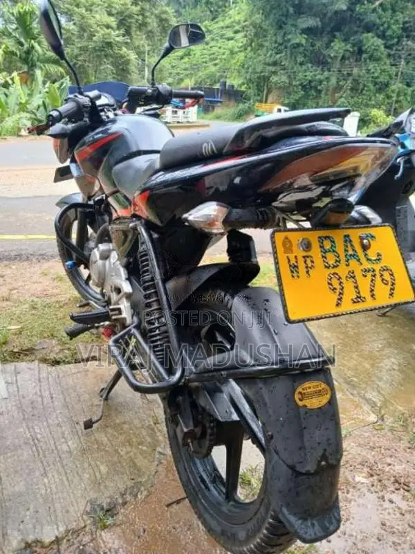Bajaj Pulsar 135 2013 Motorbike (Used)