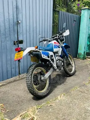 Honda XLR RFVC BAJA 1994 motorcycle (Used)