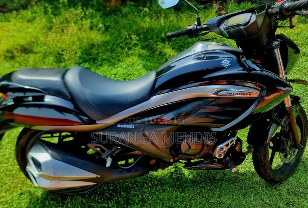Suzuki Intruder 2018 Motorbike (Used)