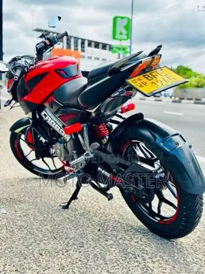 Bajaj Pulsar NS160 2017 Motorbike (Used)