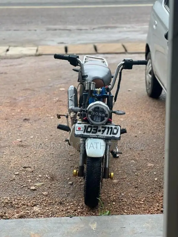 Honda Chaly 1989 Motorbike (Used)