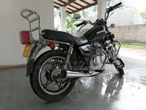 Suzuki GN125 1996 Motorbike (Used)