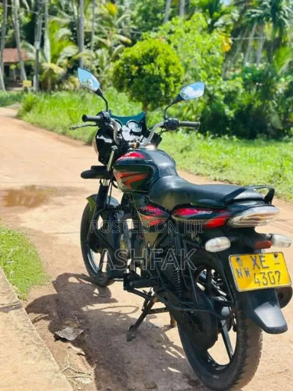 Bajaj Discover 2012 Motorbike (Used)
