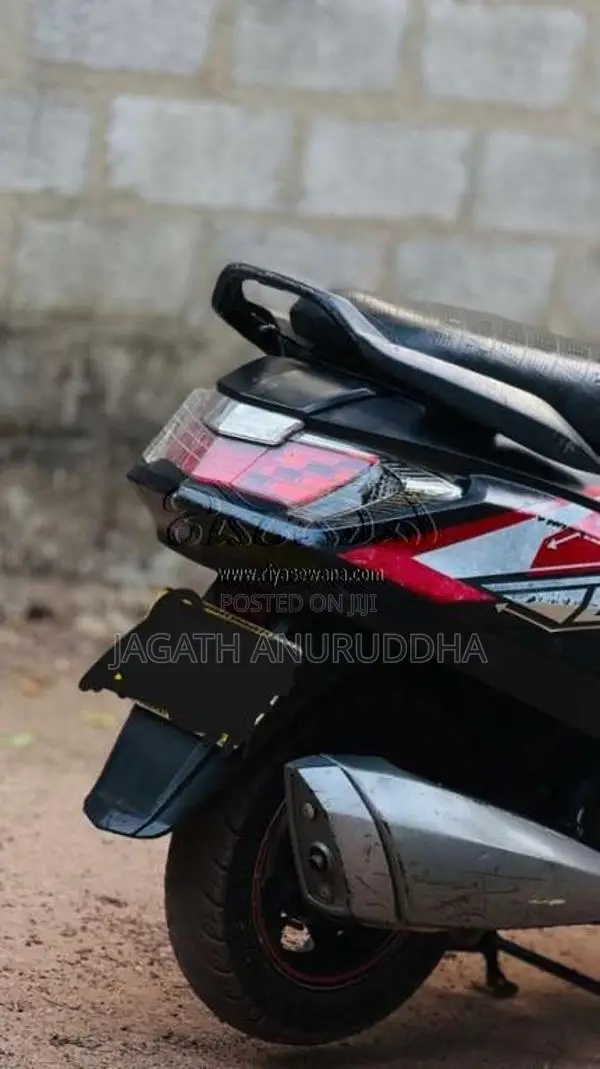 Hero Dash 2019 Motorbike (Used)