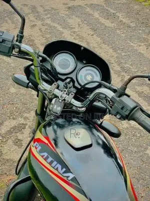 Bajaj Platina 2015 Motorbike (Used)