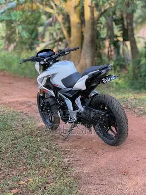 Bajaj Pulsar N160 2025 Motorbike (Used)