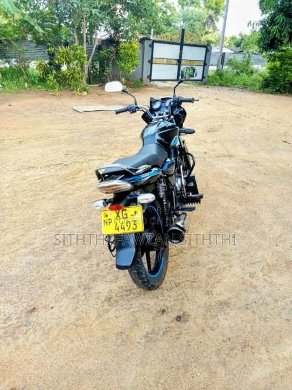 Bajaj Discover 2011 Motorbike (Used)