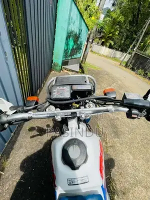 Honda XLR RFVC BAJA 1994 motorcycle (Used)