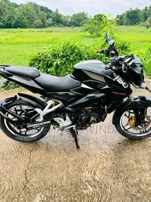Bajaj Pulsar 2016 Motorbike (Used)