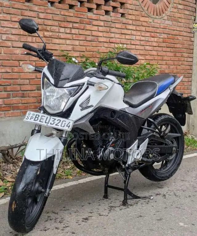 Honda CB Hornet 2016 Motorbike (Used)