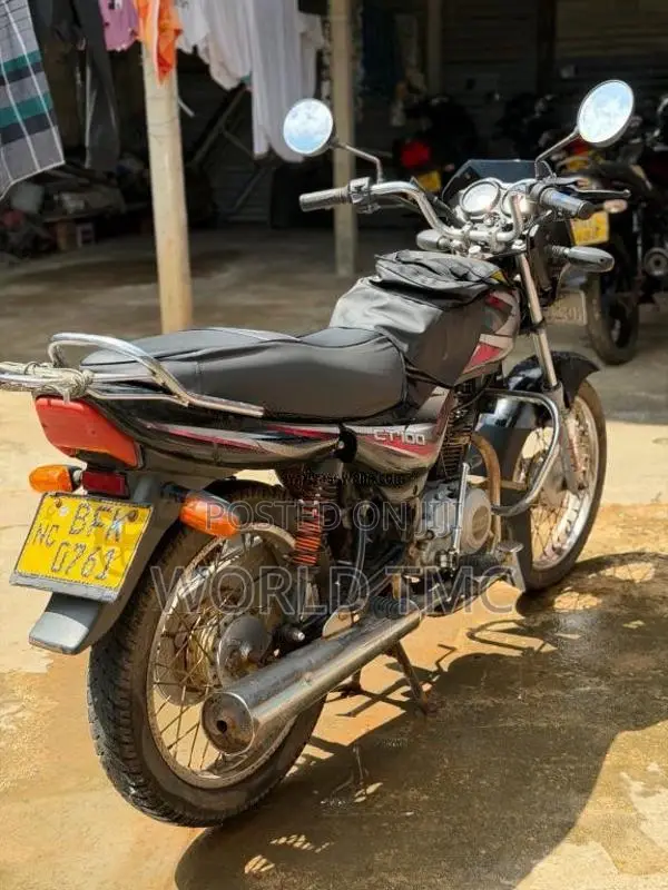 Bajaj CT-100 2017 Motorbike (Used)