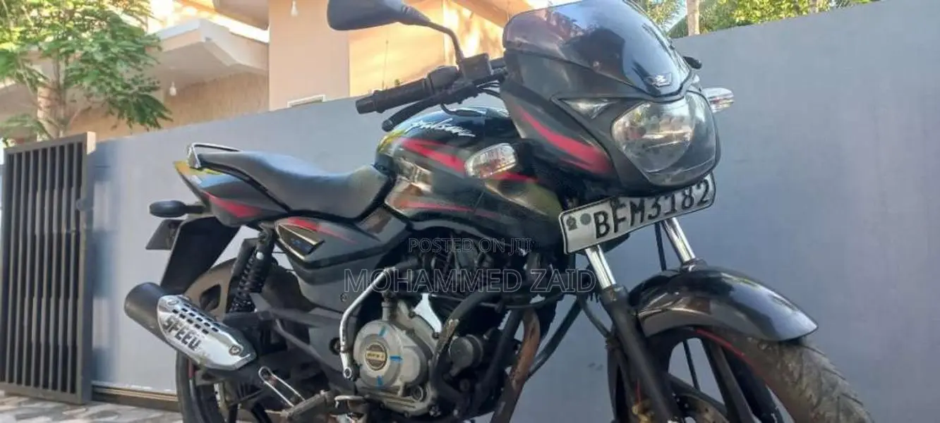 Bajaj Pulsar 2017 Motorbike (Used)