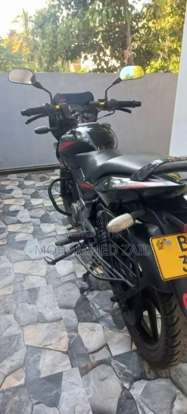 Bajaj Pulsar 2017 Motorbike (Used)