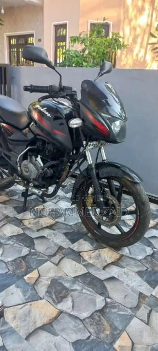 Bajaj Pulsar 2017 Motorbike (Used)