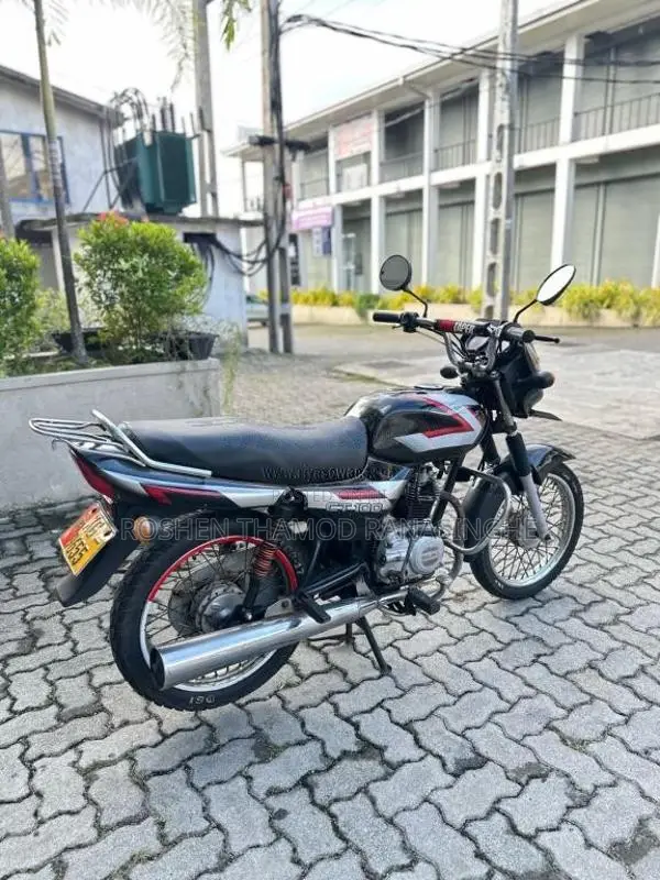 Bajaj CT-100 2012 Motorbike (Used)