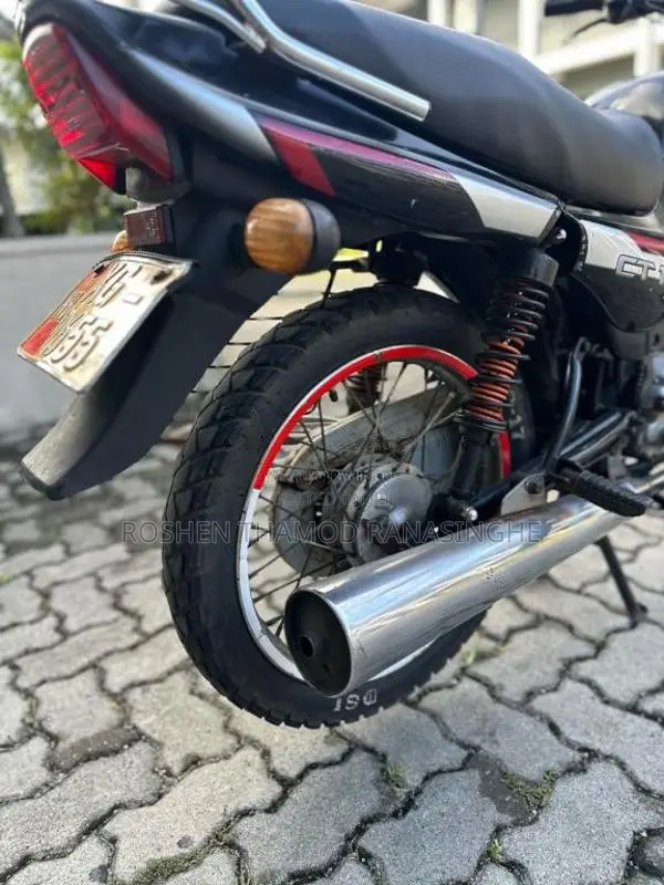 Bajaj CT-100 2012 Motorbike (Used)
