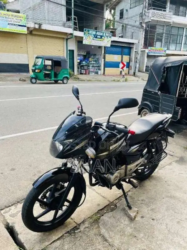Bajaj pulsar 150 2016 Motorbike (Used)