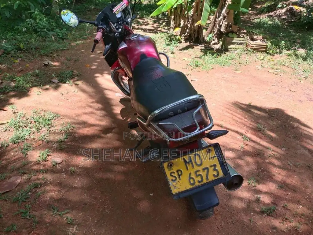 Bajaj CT-100 2006 Motorbike (Used)
