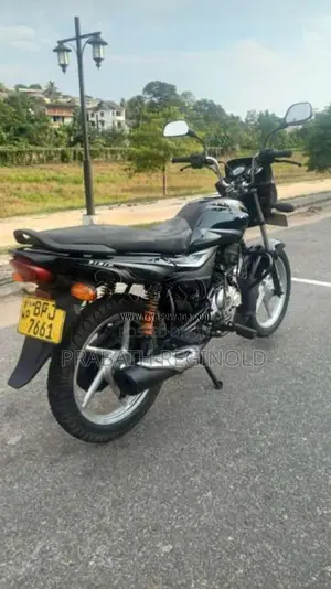 Bajaj Platina 100 2017 Motorbike (Used)