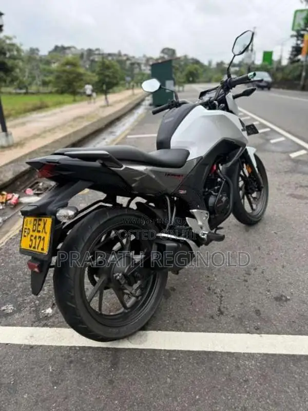 Honda CB Hornet 2017 Motorbike (Used)