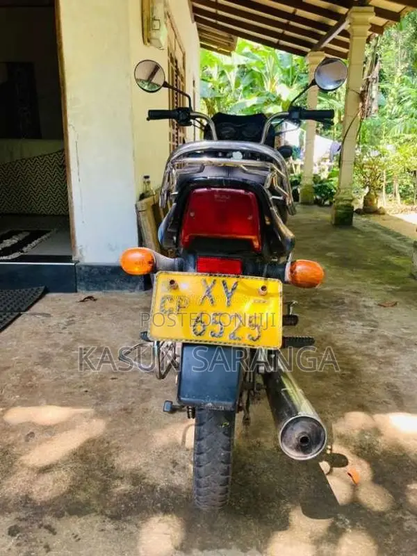 Bajaj CT-100 2012 Motorbike (Used)