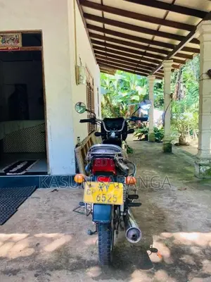 Bajaj CT-100 2012 Motorbike (Used)