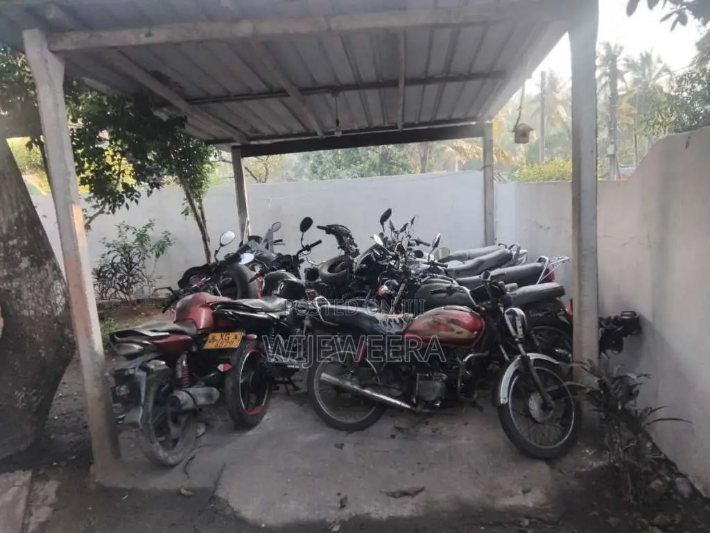 Honda Super Cub 2004 Motorbike (Used)