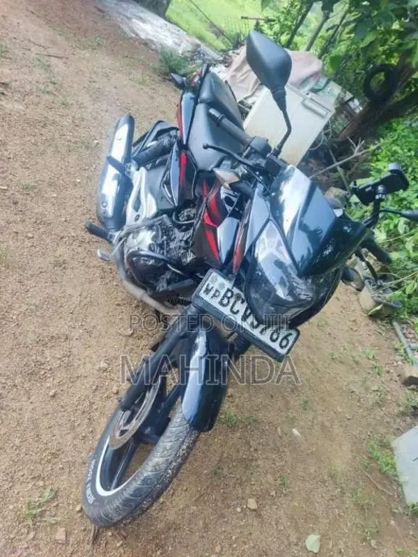 Bajaj Pulsar 2015 Motorbike (Used)