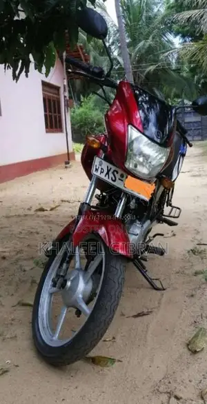 Yamaha YBR 125 2012 Motorbike (Used)