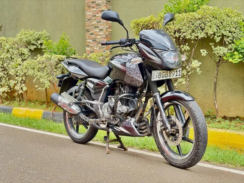 Bajaj Pulsar 2017 Motorbike (Used)