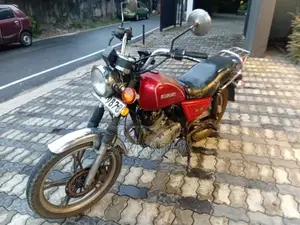 Suzuki GN125 2005 Motorbike (Used)