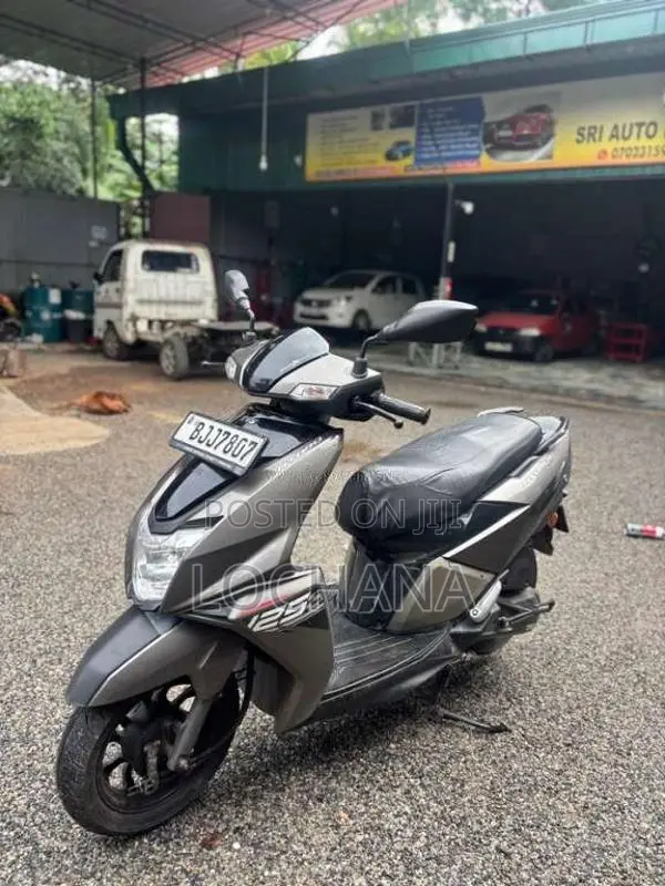 TVS Ntorq 2024 Motorbike (Used)