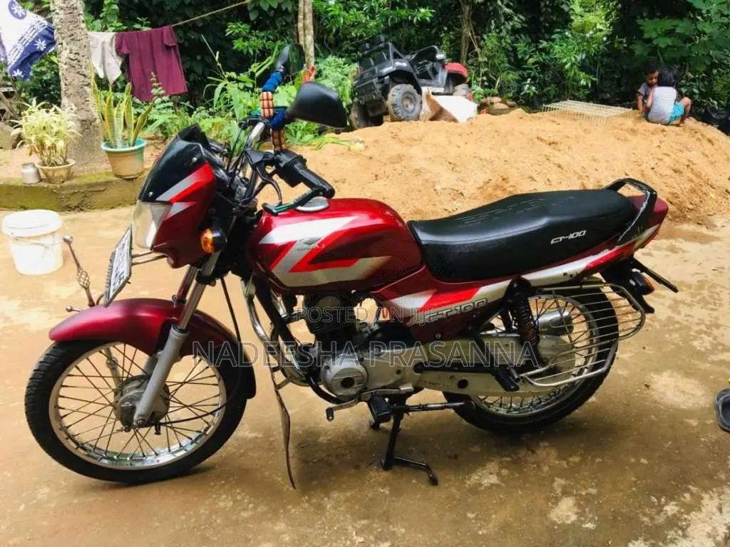 Bajaj CT-100 2004 Motorbike (Used)