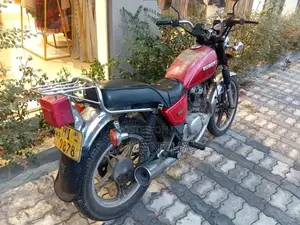 Suzuki GN125 2005 Motorbike (Used)