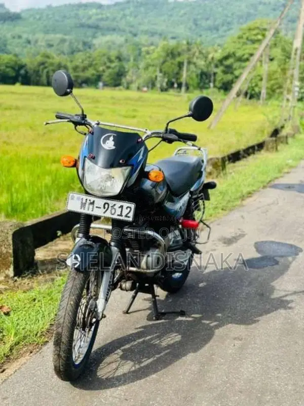 Bajaj CT-100 2011 Motorbike (Used)